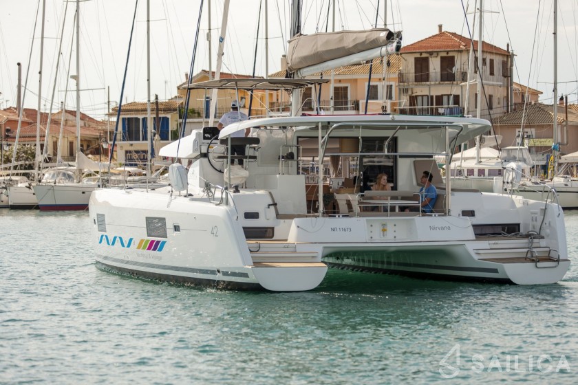 Lagoon 42 - Yacht Charter Sailica