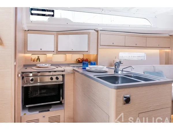 Dufour 37 - Yacht Charter Sailica