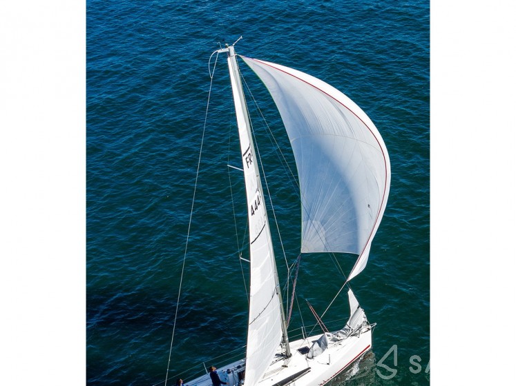 Sun Fast 3200 - Yacht Charter Sailica