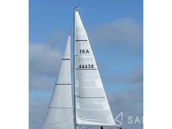 Sun Fast 3200 - Yacht Charter Sailica