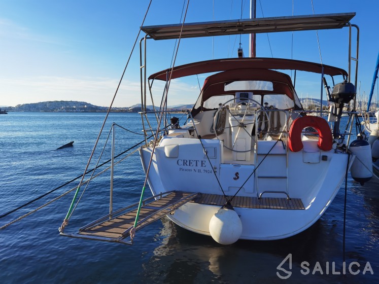 Oceanis 393 Clipper - Yacht Charter Sailica