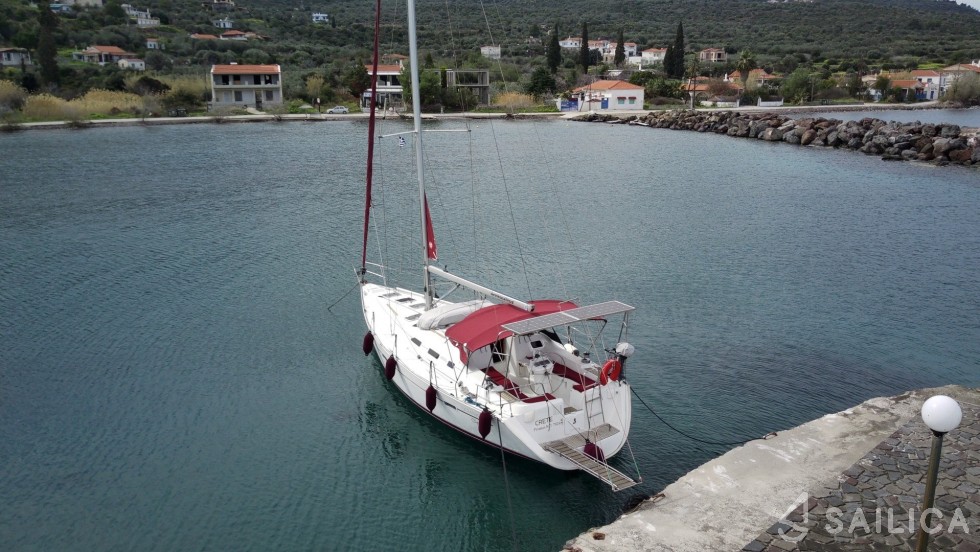 Oceanis 393 Clipper - Yacht Charter Sailica