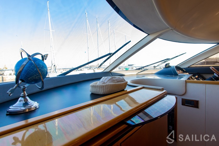Princess 45 - Yacht Charter Sailica