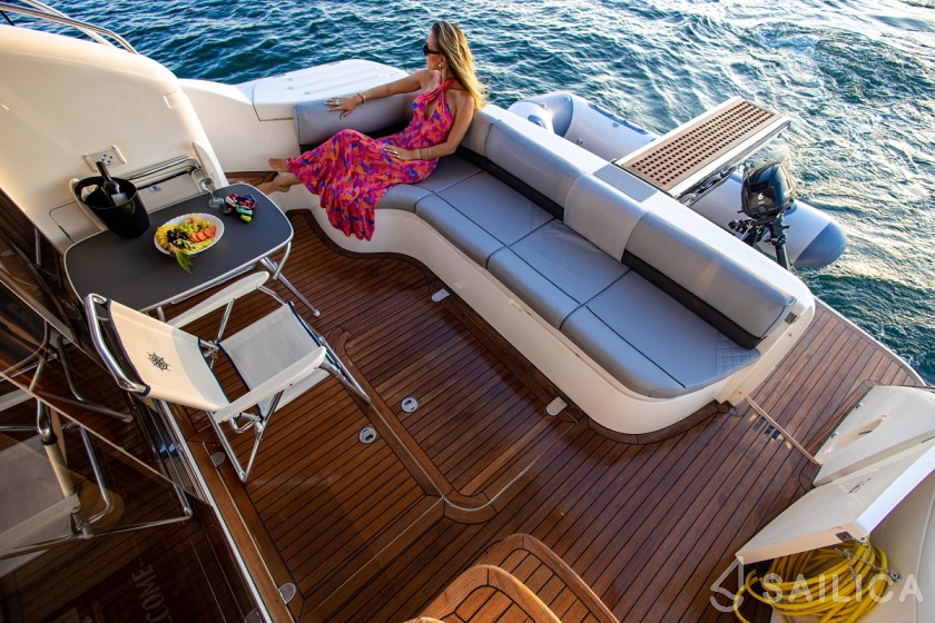 Princess 45 - Yacht Charter Sailica
