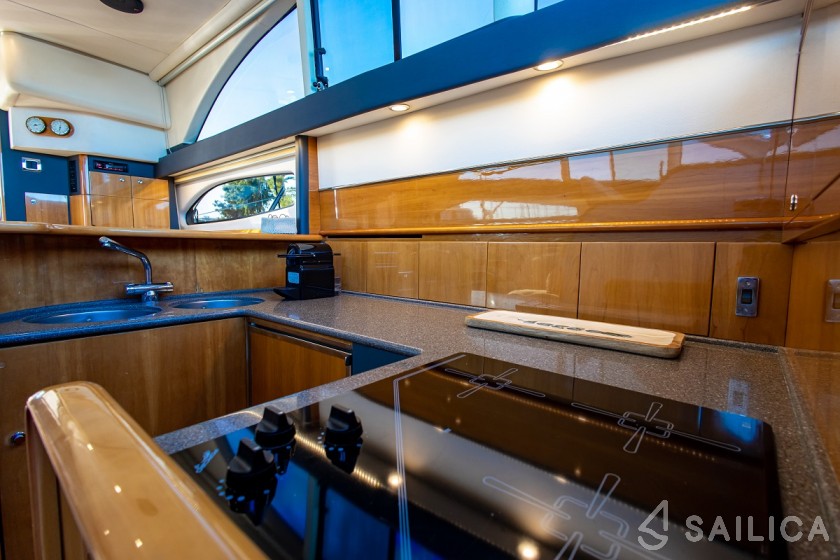 Princess 45 - Yacht Charter Sailica