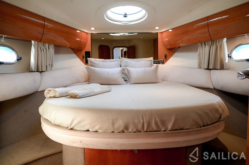 Princess 45 - Yacht Charter Sailica