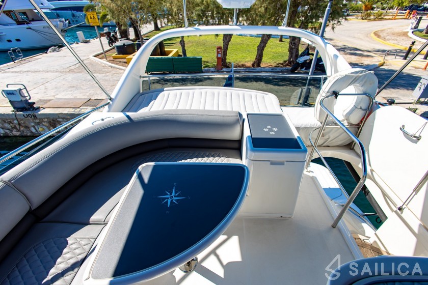 Princess 45 - Yacht Charter Sailica
