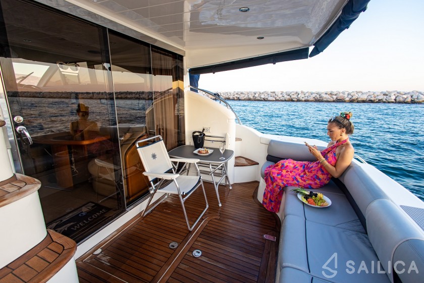 Princess 45 - Yacht Charter Sailica
