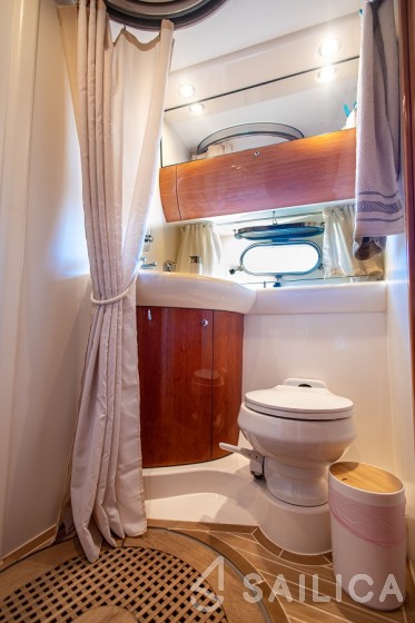 Princess 45 - Yacht Charter Sailica
