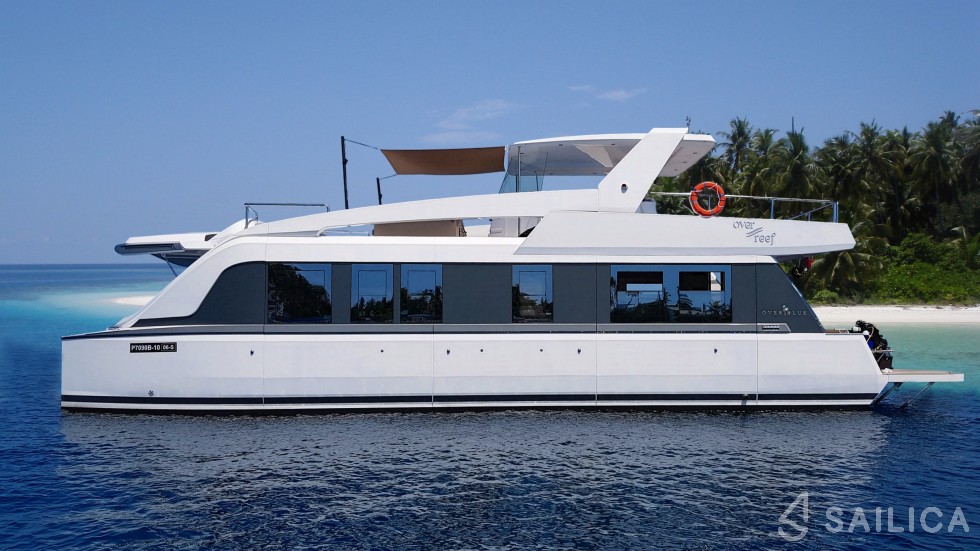Overblue 44 - Yacht Charter Sailica