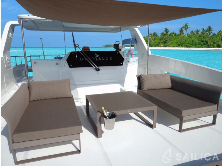 Overblue 44 - Yacht Charter Sailica