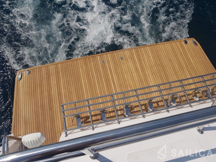 Overblue 44 - Yacht Charter Sailica