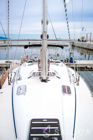 Bavaria 40 - Yacht Charter Sailica