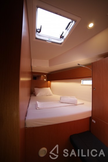 Bavaria 46 Cruiser - Yacht Charter Sailica