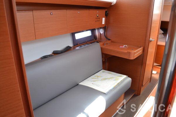 Dufour 360 GL - Yacht Charter Sailica
