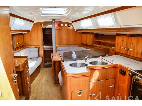 Elan 40 - Yacht Charter Sailica
