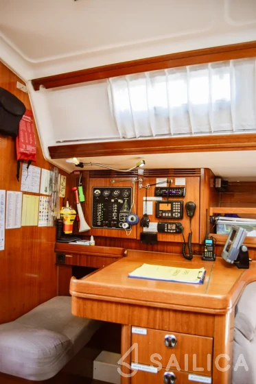 Elan 40 - Yacht Charter Sailica