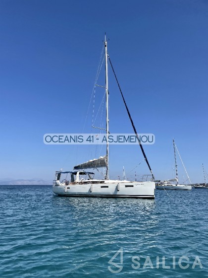 Oceanis 41 - Yacht Charter Sailica