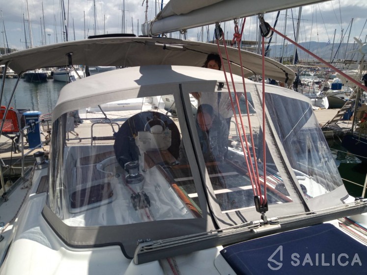 Oceanis 361 - Yacht Charter Sailica