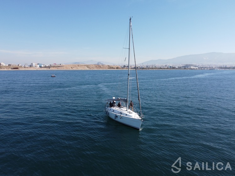 Oceanis 361 - Yacht Charter Sailica