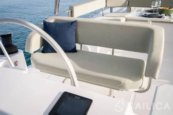 Bali 5.4. - Yacht Charter Sailica
