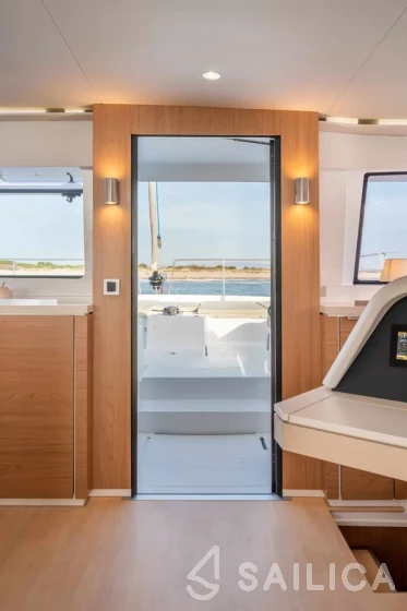 Bali 5.4. - Yacht Charter Sailica
