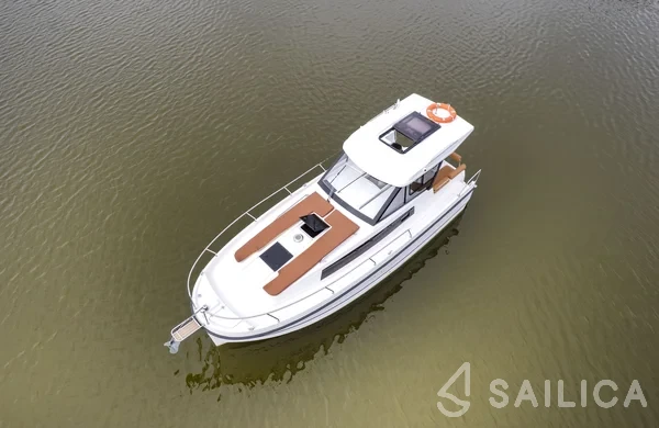 Nexus Revo 870 Prestige - Yacht Charter Sailica