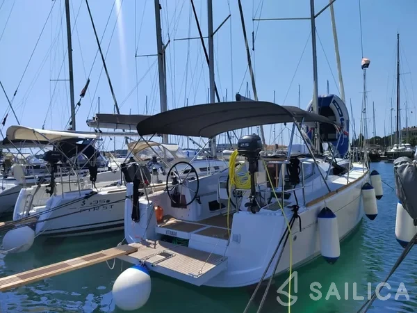 Sun Odyssey 349 - Yacht Charter Sailica