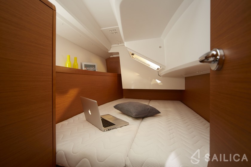 Sun Odyssey 349 - Yacht Charter Sailica