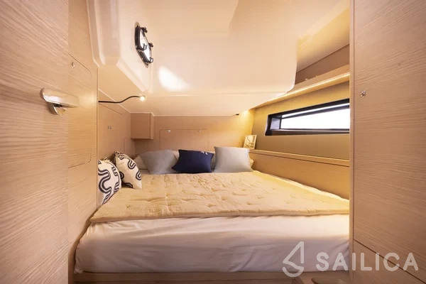 Dufour 41 - Yacht Charter Sailica