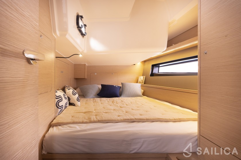 Dufour 41 - Yacht Charter Sailica