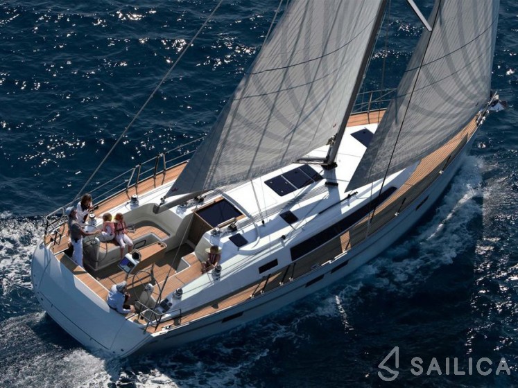 Bavaria 46 Cruiser - Yacht Charter Sailica