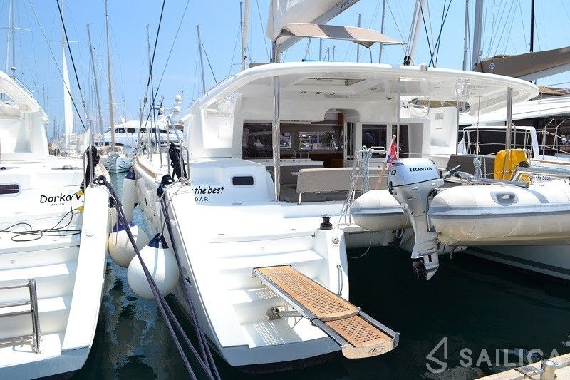 Lagoon 450 - Yacht Charter Sailica