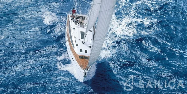 Bavaria 51 Cruiser - Yacht Charter Sailica