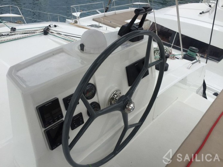 Bali 4.5 - Yacht Charter Sailica