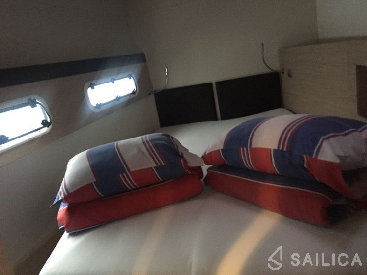 Bali 4.5 - Yacht Charter Sailica