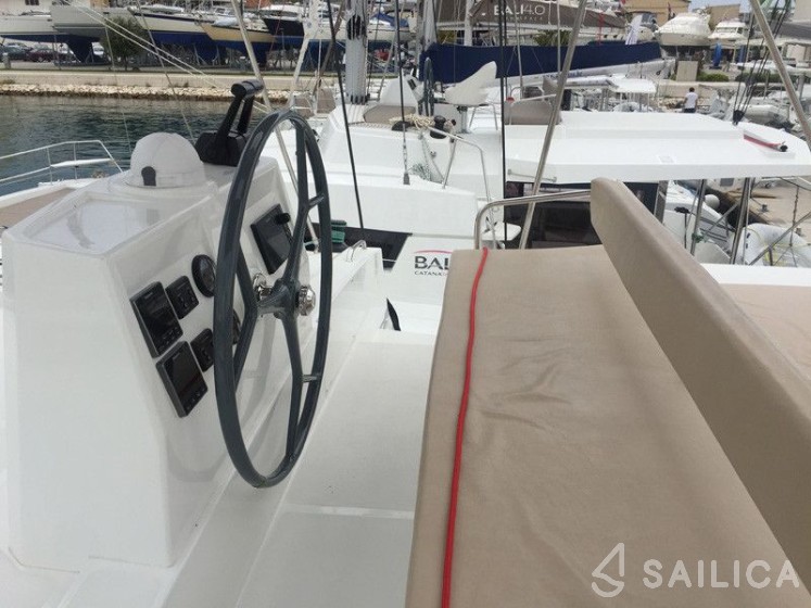 Bali 4.5 - Yacht Charter Sailica