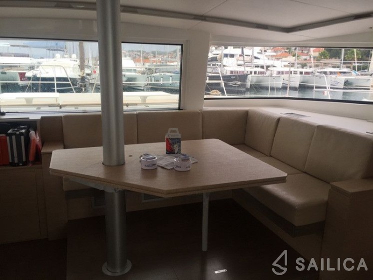 Bali 4.5 - Yacht Charter Sailica