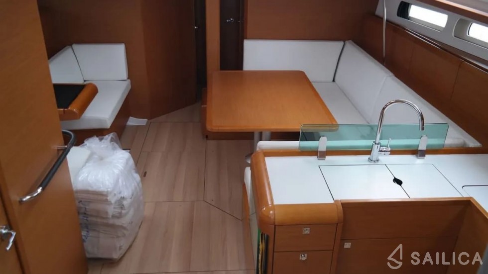 Sun Odyssey 449 - Yacht Charter Sailica