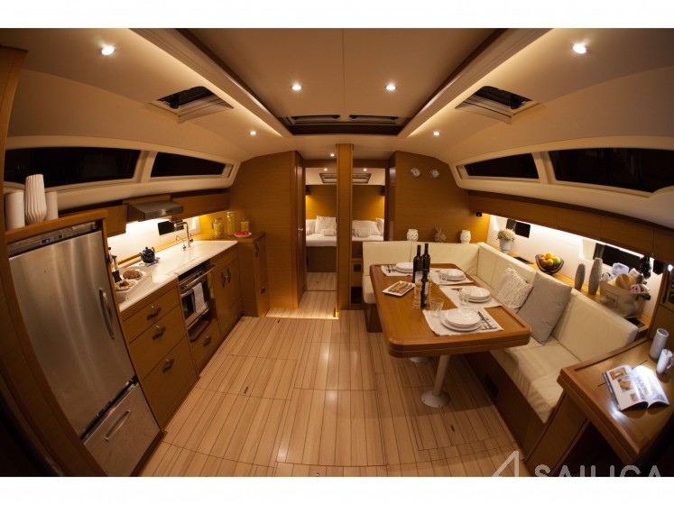 Jeanneau 54 - Yacht Charter Sailica