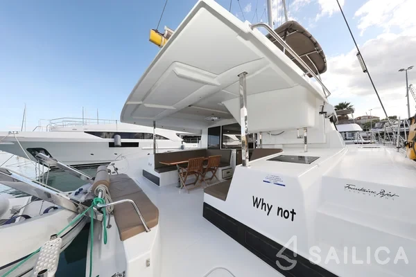 Lucia 40 - Yacht Charter Sailica