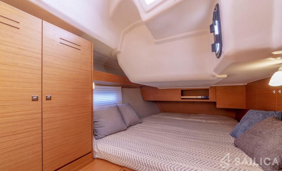 Dufour 430 - Yacht Charter Sailica