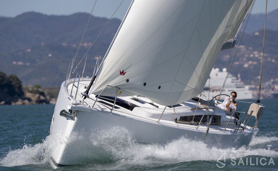 Dufour 430 - Yacht Charter Sailica