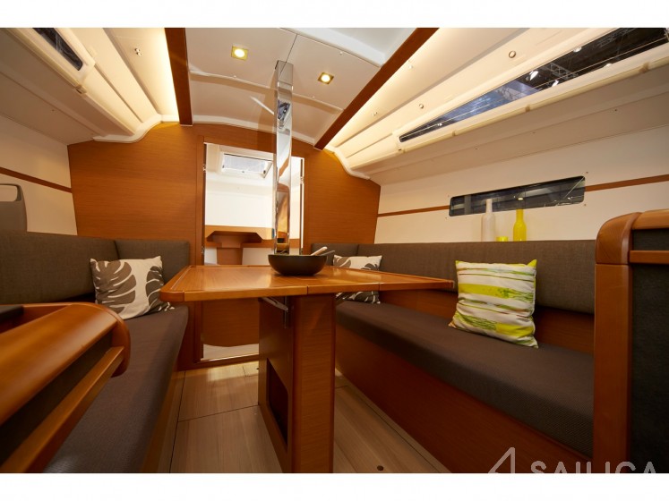 Sun Odyssey 349 - Yacht Charter Sailica