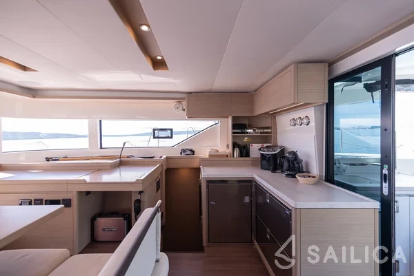 Lagoon 51 - Yacht Charter Sailica
