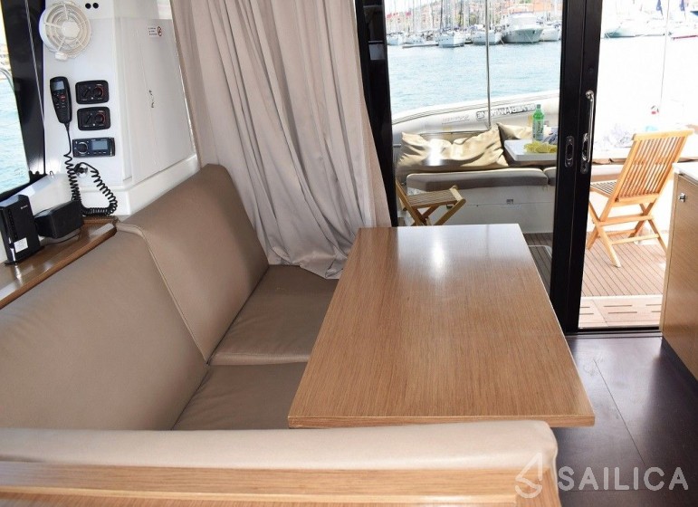 MY 37 - Yacht Charter Sailica