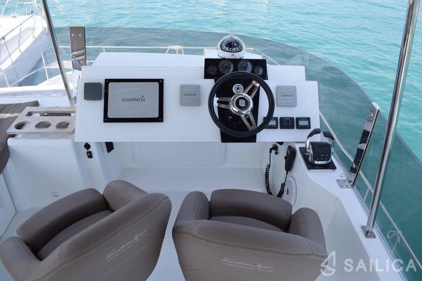 MY 37 - Yacht Charter Sailica