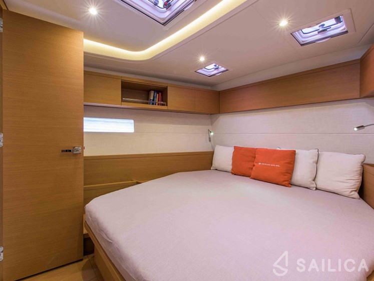 Grand Soleil 52 - Yacht Charter Sailica
