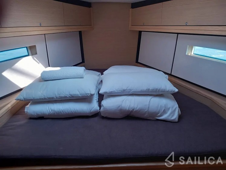 D&D Kufner 54 - Yacht Charter Sailica