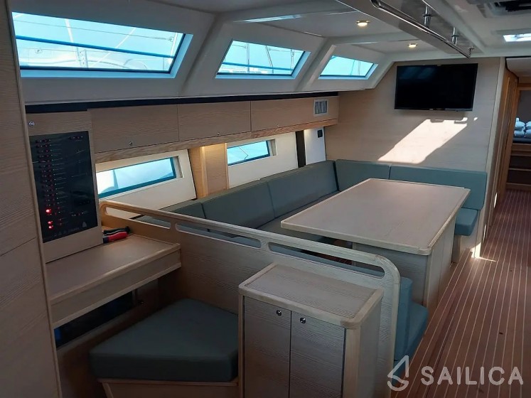 D&D Kufner 54 - Yacht Charter Sailica